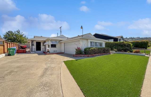 Beautifully Upgraded 2B/2BA House W/ 2-Car Garage, Central A/C  Backyard! photos photos