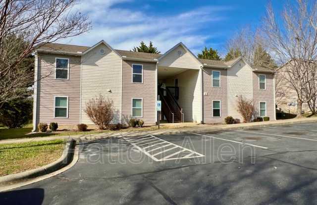 4 Zell Ln - 4 Zell Lane, Buncombe County, NC 28787