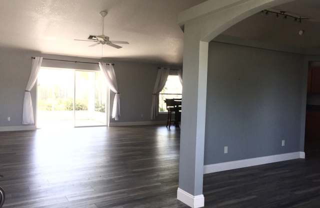 11554 Autumn Wind Loop Gallery 2