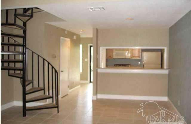 931 Brookside Pl Gallery 4