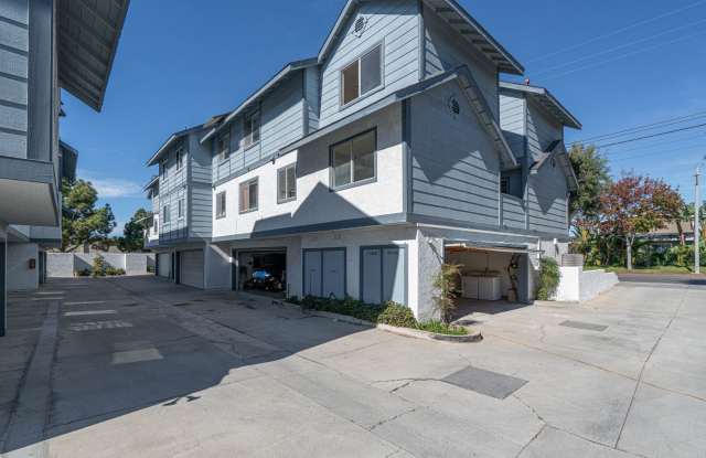 Costa Mesa Townhome | 2BR, 2.5BA | Minutes to the Coast | *FREE ½ MONTHS RENT UPON MOVE IN* - 789 West 18th Street, Costa Mesa, CA 92627