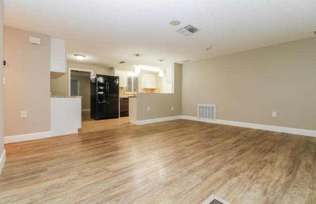 11828 Oceanside Drive Gallery 2