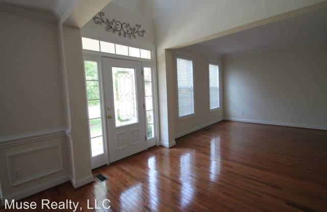 107 Lennon Drive Gallery 4