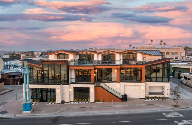 500 East Balboa Boulevard - 500 East Balboa Boulevard, Newport Beach, CA 92661