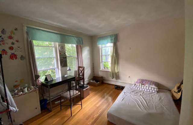 Charming 2 Bedroom-No Broker Fee photos photos