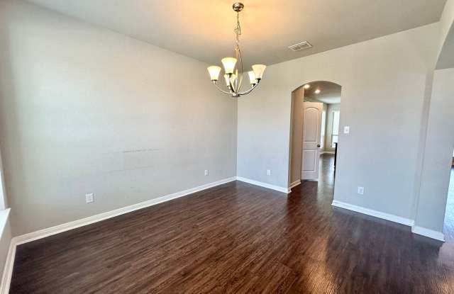 Application Received! Pet-Friendly 4-Bedroom Home with Loft, Covered Patio & Modern Finishes Gallery 4
