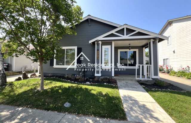 Wonderful 3bd/2ba Elk Grove Home with Garage! photos photos