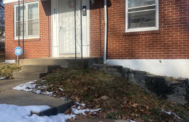 6705 Donald Street photos photos