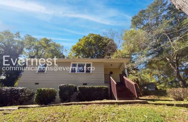 1368 Tomahawk Road Gallery 1