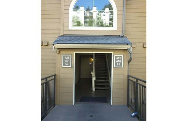 1Bd/1Ba Bellevue Condo photos photos