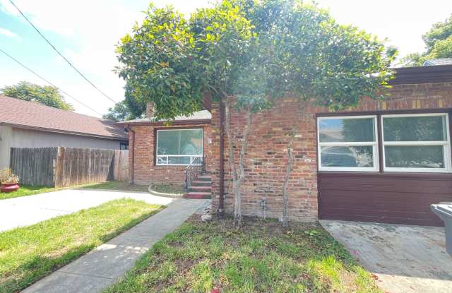 3 bed / 2 ba house - Yuba City photos photos