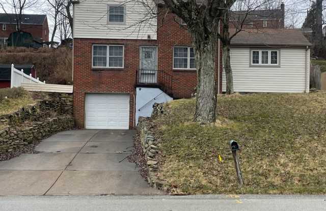 6927 Hilldale Drive - 6927 Hilldale Drive, South Park Township, PA 15236