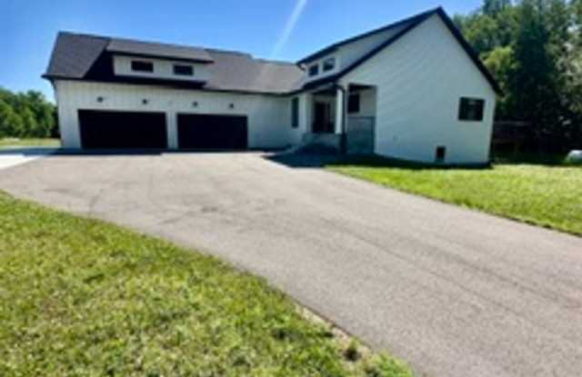 Beautiful Single Family 5 Bed home built in 2024 - Pequot Lakes photos photos Beautiful Single Family 5 Bed home built in 2024 - Pequot Lakes photos photos