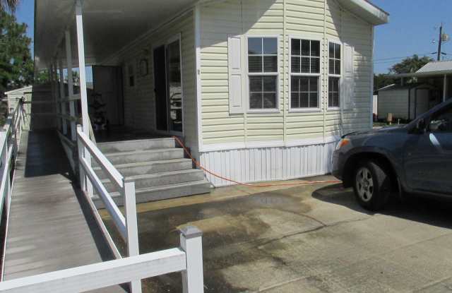 15 E Bradley Street Gallery 2