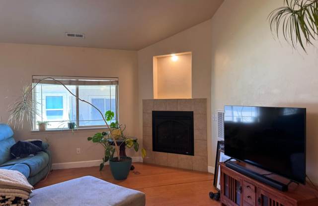 Spacious 3-Bedroom Home for Rent in Palisade, CO! photos photos