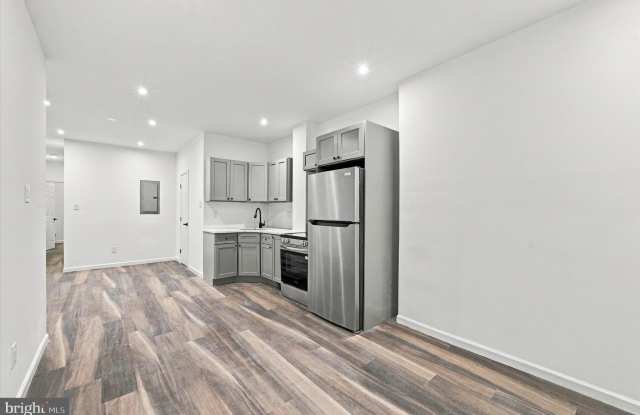 5812 HADFIELD Street Gallery 3