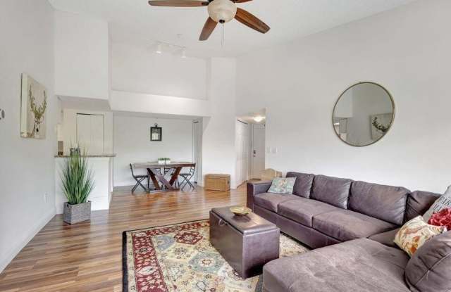 1400 S Crestwood Court S Gallery 3