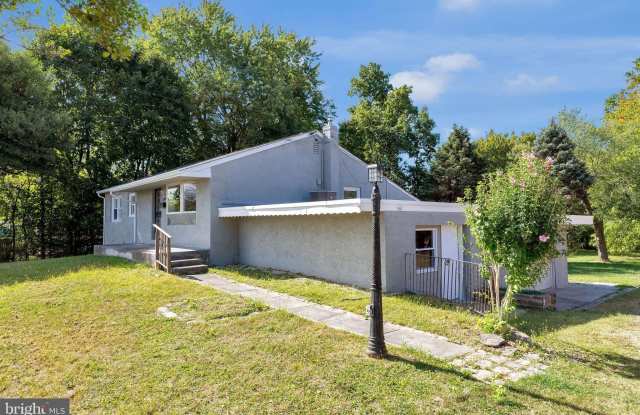 1526 STREET ROAD - 1526 Street Road, Eddington, PA 19020