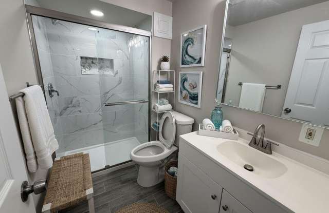 5305 ANCHOR Court Gallery 3