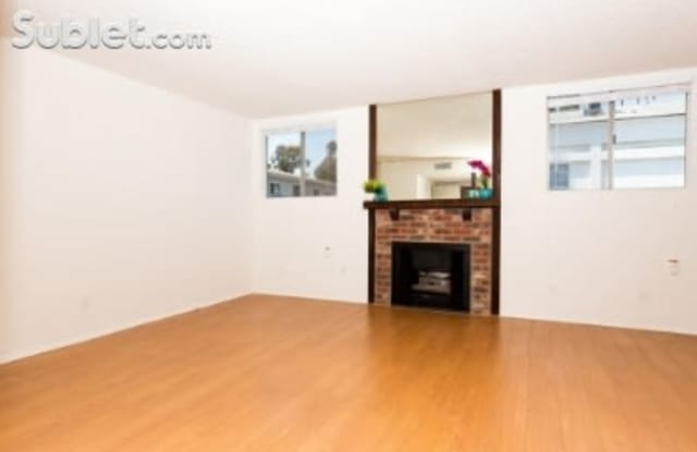 4452 Ensign Ave - 4452 Ensign Avenue, Los Angeles, CA 91602