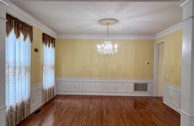 9 Queenberry Way Gallery 4