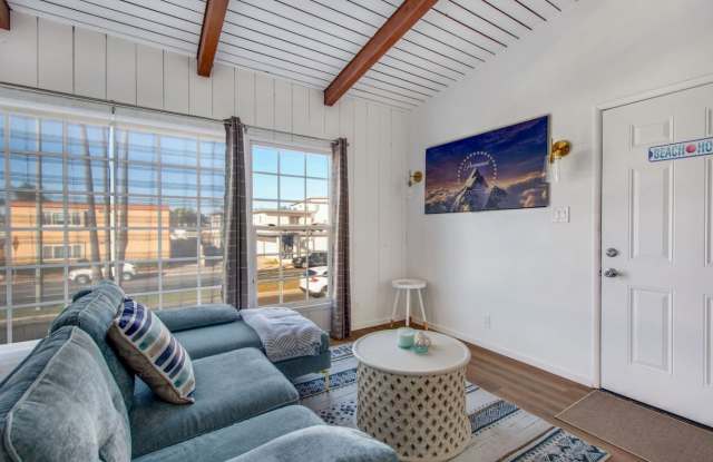 1430 Manhattan Beach Blvd photos photos