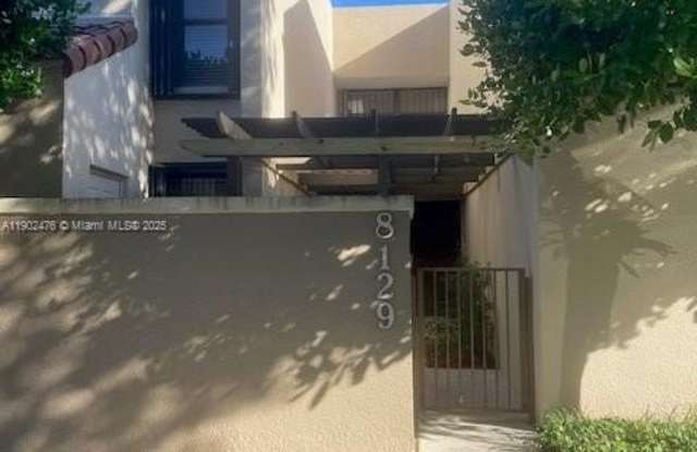 8129 SW 86th Ter photos photos