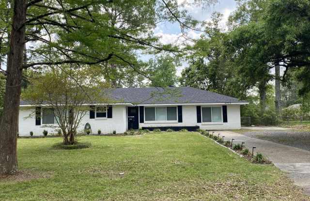 9922 N Parkview Drive Gallery 2