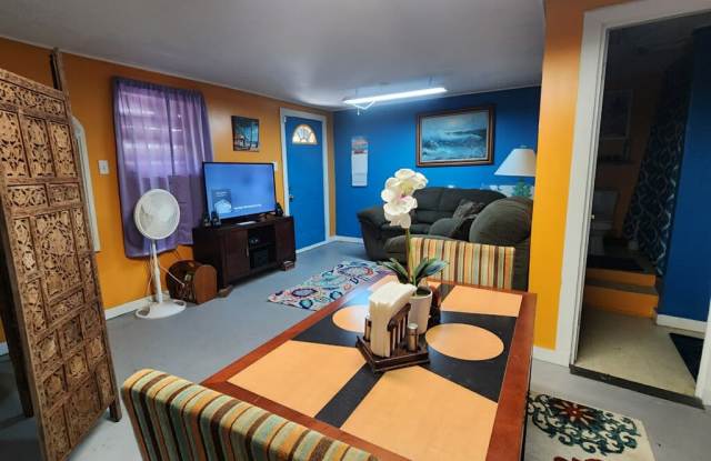 3208 Trafalgar St photos photos