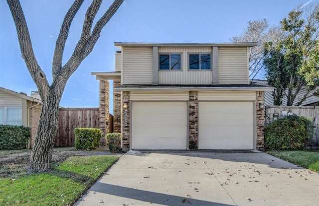 2632 Via Los Altos - 2632 Via Los Altos, Carrollton, TX 75006