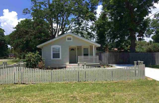 1010 E Baars - 1010 East Baars Street, Pensacola, FL 32503