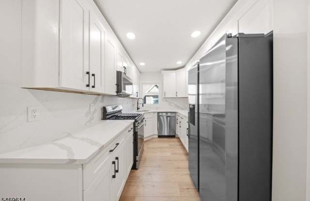 32 Montclair Ave Gallery 4