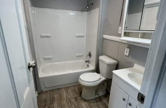 145-147 Lenox Street (Wayne Nakamoto) - Up Rear #3 Gallery 3