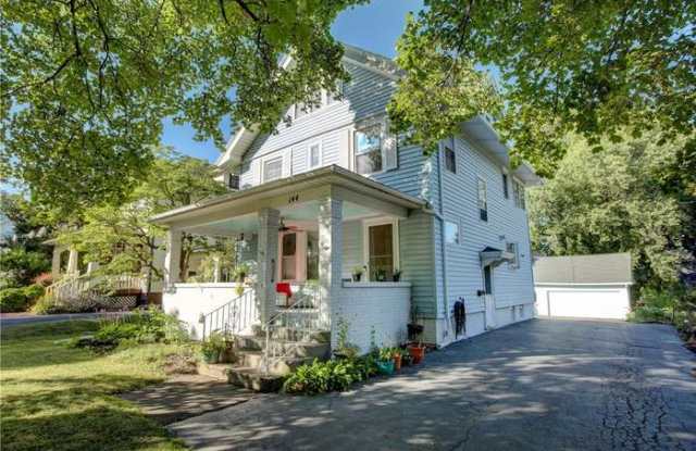144 Deerfield Dr Gallery 1
