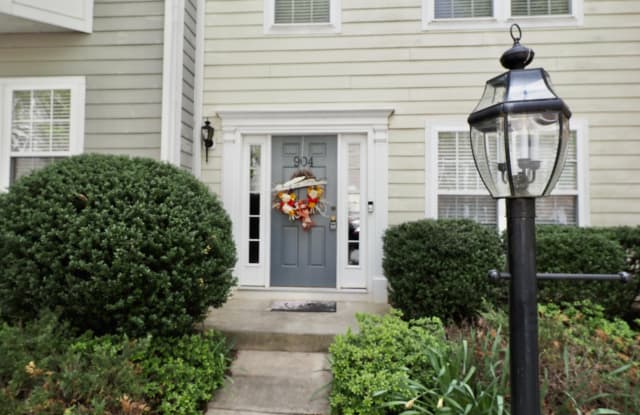 904 BING LN - 904 Bing Lane, Charlottesville, VA 22903