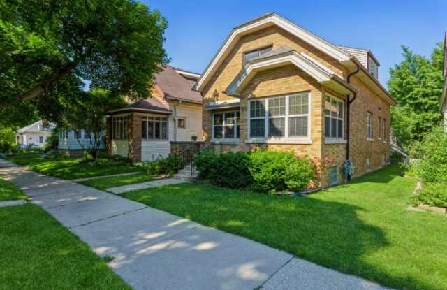 2753 S Adams Ave - 2753 South Adams Avenue, Milwaukee, WI 53207