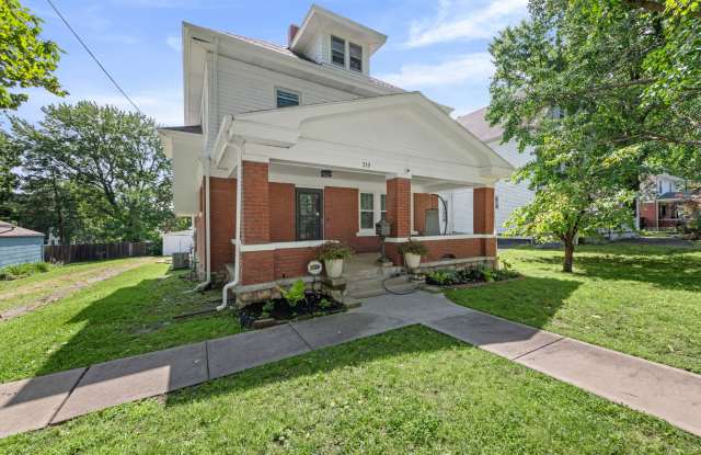 319 North Delaware Street - Rm #2 Gallery 2