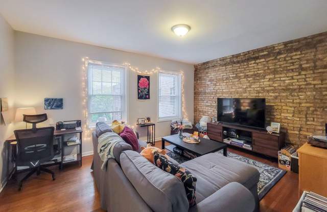 3708-3714 North Sheffield photos photos 3708-3714 North Sheffield photos photos