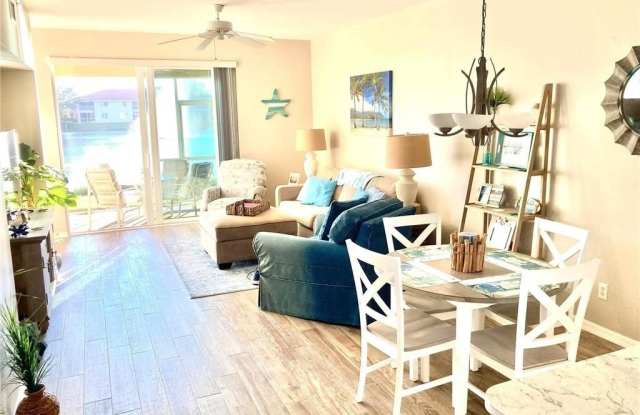 6750 Huntington Lakes Cir Gallery 4