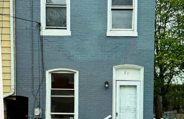 21 TYRELL Avenue Gallery 1