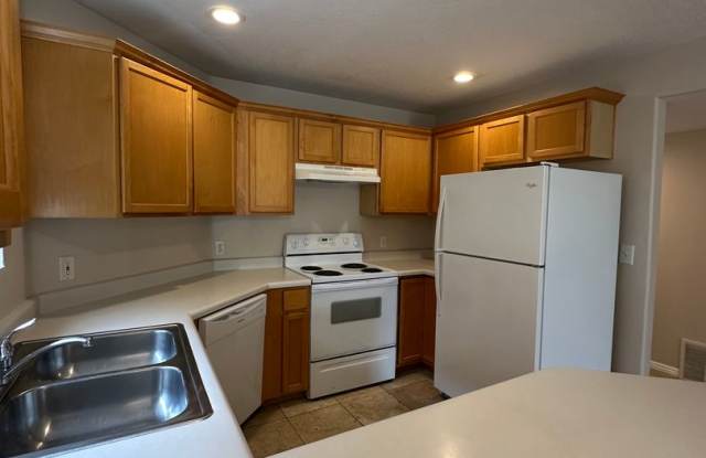 Oren 2 bed 2 bath condo photos photos