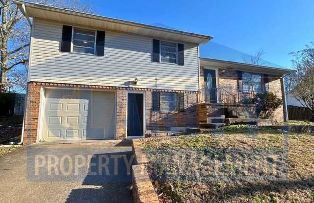 Super cute 3 bedroom house!! photos photos