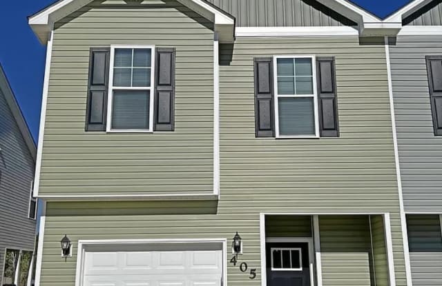 405 Vandemere Court - 405 Vandemere Court, Holly Ridge, NC 28445