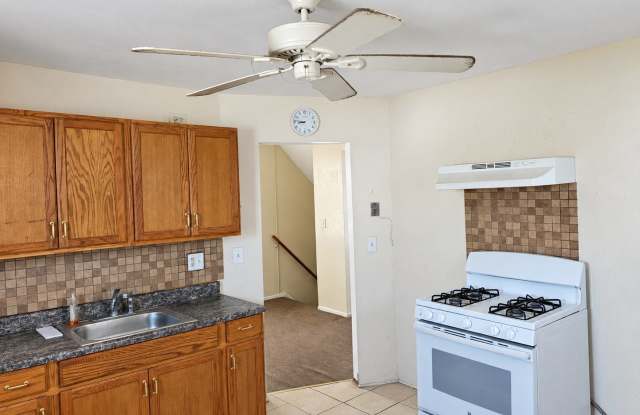 645 East Saint Georges Avenue - 2 Gallery 2