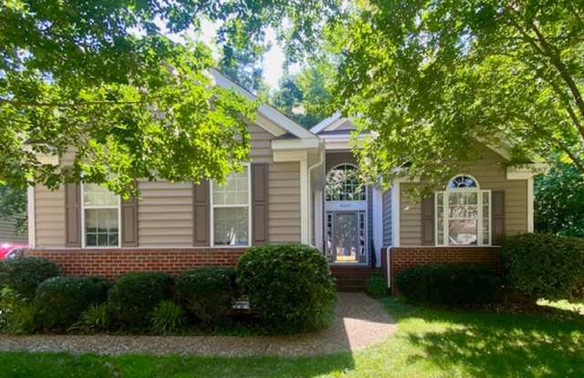 Single Family home in Lake Powell Forest! Available NOW! photos photos