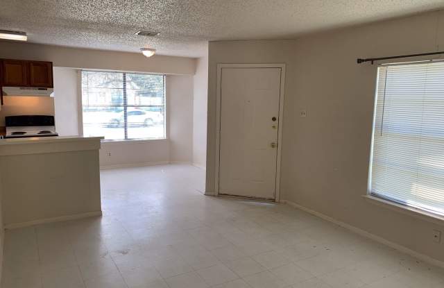 4843 Corian Oak Dr. Gallery 4