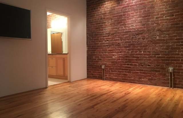 2960 Inca Street Gallery 4