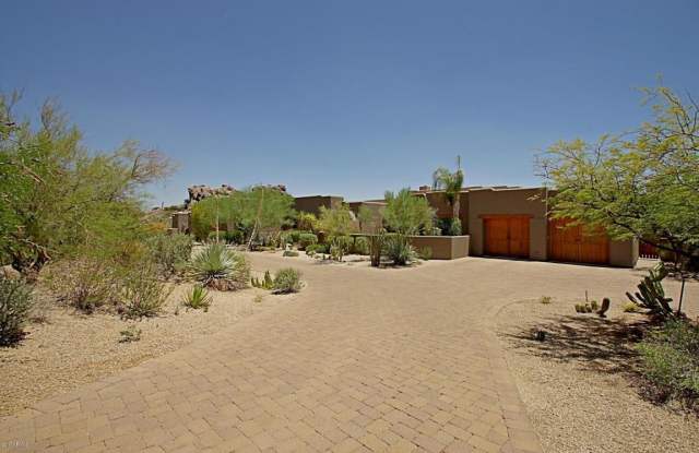 35150 N WHILEAWAY Road Gallery 4