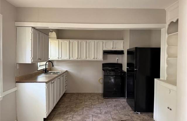 10124 Winkler Drive Gallery 2
