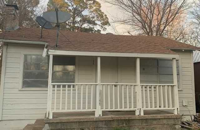 7026 Camp Street photos photos